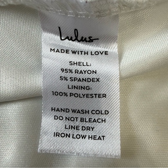 Lulus Café Day White Surplice Mini Dress NWOT Pockets - Picture 4 of 6